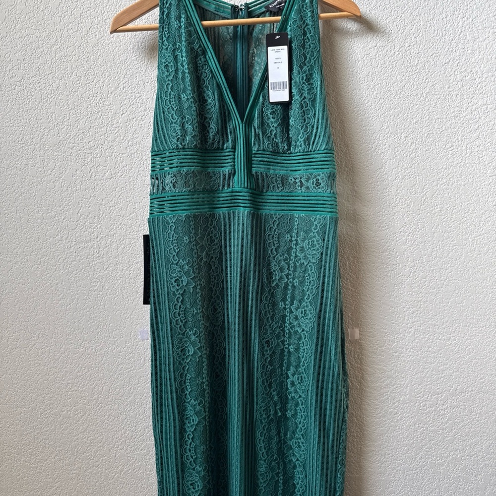 Emerald Lace tank Midi Dress, Size Medium, New with tags